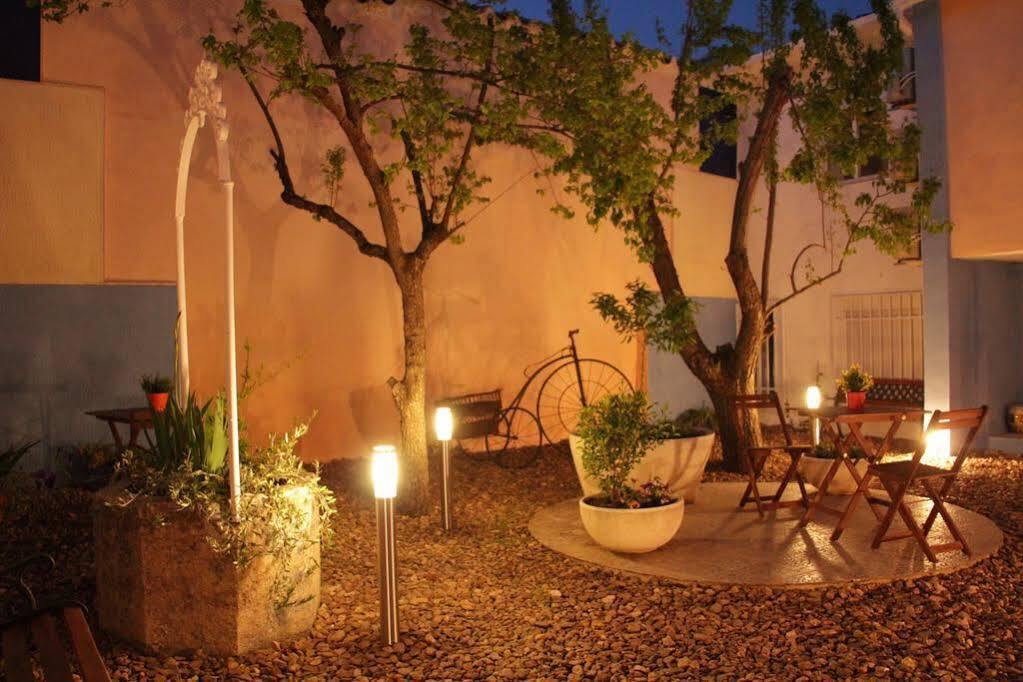 Hospedium Aloque Posada Hotel Rural Valdepeñas Esterno foto